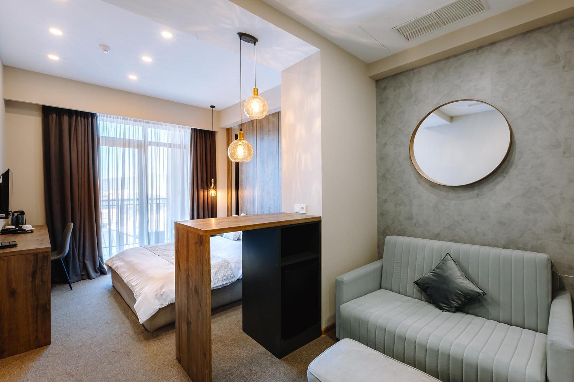 Otel Sky Station 4*