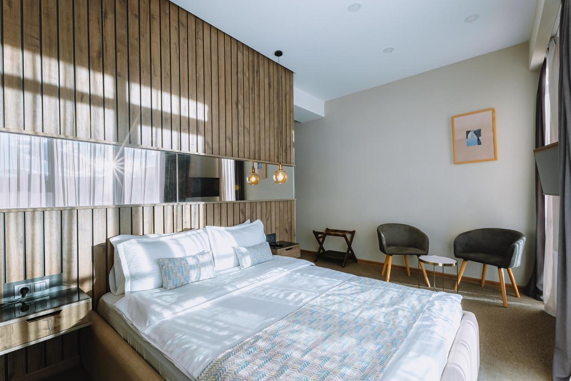 Otel Sky Station 4*